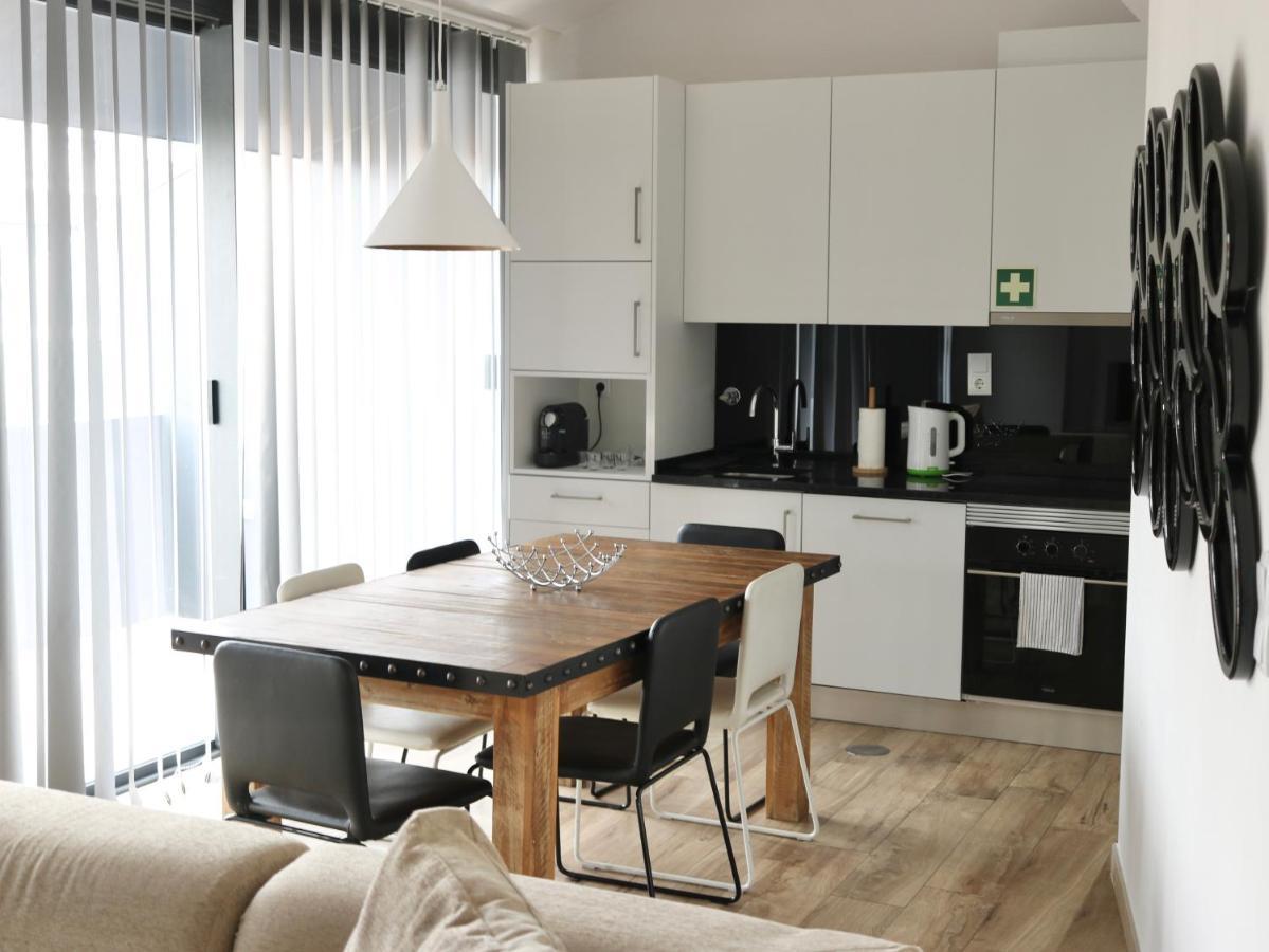 Iconik Design Apartments Авейру Экстерьер фото
